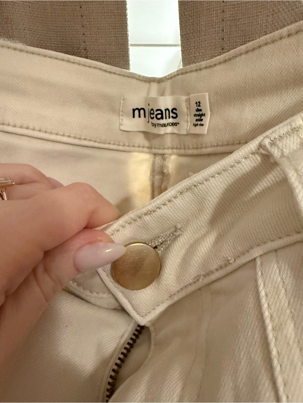 Maurice’s High-Rise Straight Leg Cream Jeans 12 Long New - Picture 2 of 3